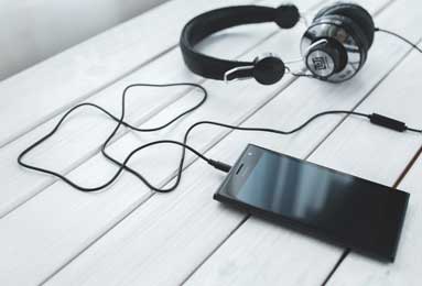 申花正和埃尔切前锋安德烈-席尔瓦谈判；曾获德甲银靴